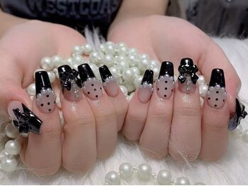 モアネイル 新宿/