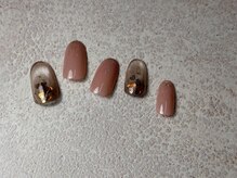 レアバイシェリエ(le'a by She'rie)/