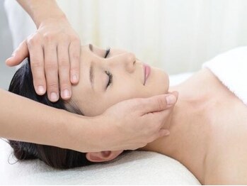 月の船の写真/その年齢で、最高に美しい肌へ