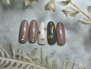 ブリスフルハピネス(Blissful happiness)/定額ネイル(simple)秋冬ver.