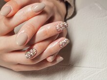 ビューティトリップ(Beauty TRIP)/ツィードネイルとワンカラー