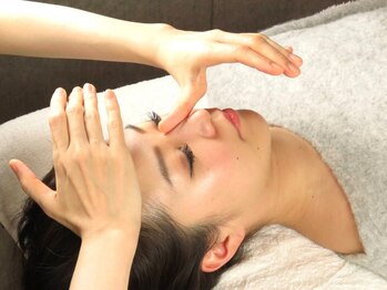 隆鼻矯正専門店 ラプリセレネ (Raplit Selene)の写真/“本当に変わる”私へ。解剖学に基づいたアプローチで、根本から創る360度どの角度から見ても美しく整う。