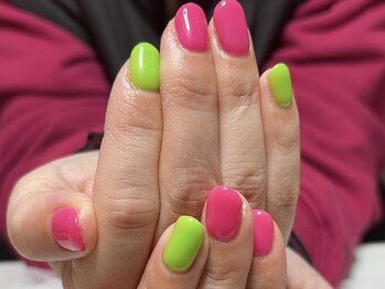 アール(R)の写真/大人女性に大人気♪皆様の理想Nailを叶えます！ワンカラー￥4,000～大人気オフィス/ニュアンス/ワンカラー