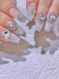 ビジューネイル