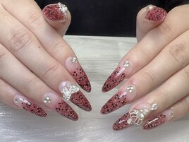 ヒョウ柄　チップ持ち込み