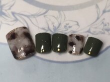 ネイルサロン リリオ(Nail Salon Ririo)/白べっ甲フットネイル