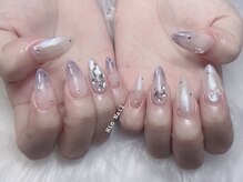 ヒンネイル(Hin Nail)/