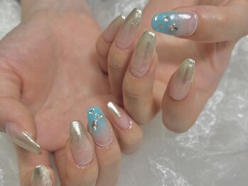 クイーンネイル(QUEEN NAIL)/