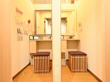 ビューティ ワンド ユズ(Beauty Wand YUZZ)/個室パウダールーム２部屋