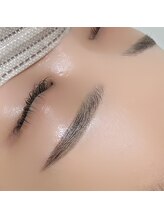 ビビ(BIBI)/ストレートアーチ眉