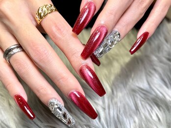 ロングネイルズ エマ(LongNails-Emma)/持ち込み