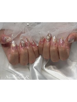 シンプル系（オフィス・日常）が得意