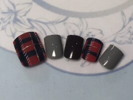 赤チェックフットネイル