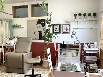 ジプソフィラ/2階で落ちついた店内