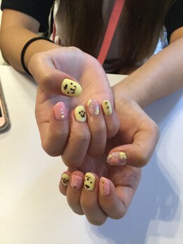 レビー(Revie)/アート