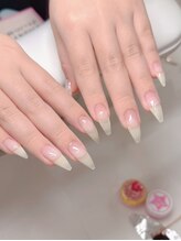ファラウェイネイル(Faraway nail)/ベースの時点でちゅるん♪
