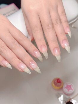 ファラウェイネイル(Faraway nail)/ベースの時点でちゅるん♪
