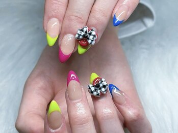 ネイルズバー 新宿店(Nails Bar)/ネオンフレンチフラワーネイル