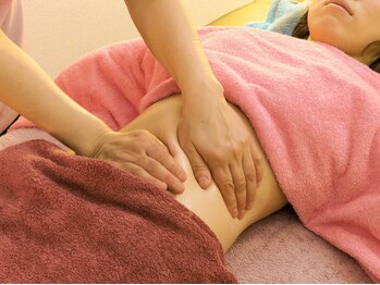 ゴールデンフラワー(Golden Flower)の写真/強揉☆リンパマッサージを体験してみませんか?納得の効果にリピーター様多数!ぜひプロにお任せください◎