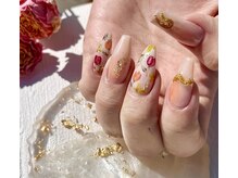 ネイルアイラッシュサロン ジョアアンジェ 難波店(joie ange)/手描きフラワー　ニュアンス