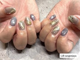 斜めマグネットネイルデザイン