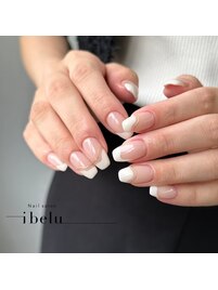 変形フレンチネイル