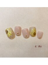 エム(e mu)/定額アート〈フット〉