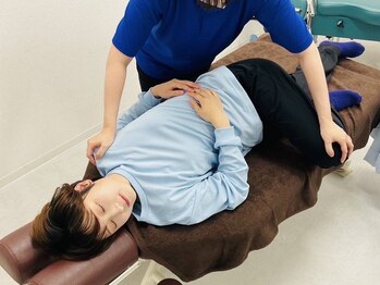 ハルモーニ(HArmoni)の写真/HArmoni独自のソフトな整体で、骨格からお疲れや不調を根本改善!健やかなお身体へと導きます♪