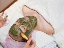 フイ(Hui)/無剥離肌質改善ハーブピーリング