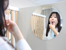 ホワイトニング専門店　スマイルホワイト/マウスオープナー