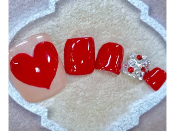 ビービーネイル(BB)/ハートの可愛いフットネイル
