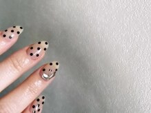 ミニュイ(nail minuit)/ドットネイル