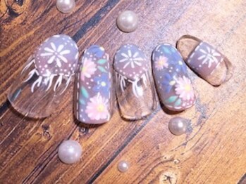 ネスト(Nest)/夏色刺繍ネイル