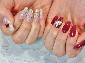 キャミ ネイル(CAMMY NAIL)/アシンメトリーネイル