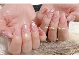 初回オフ無料春ネイル￥7000