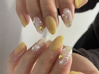 バターイエロー