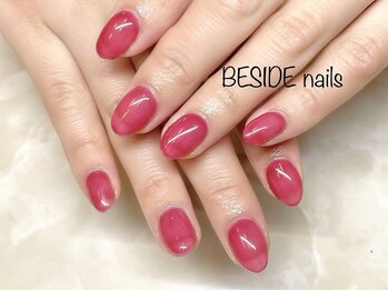 ビビットピンクネイル