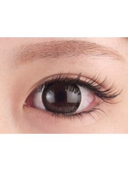 ナチュラル上品な目元にしたい