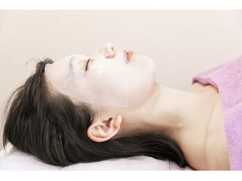 エスティーク 東金店/保湿マスクで十分に栄養を