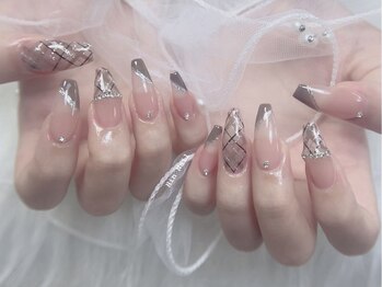 ヒンネイル(Hin Nail)/