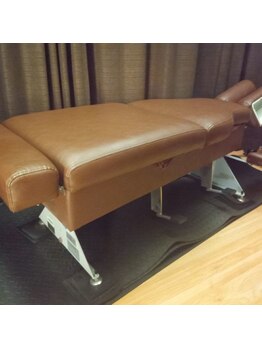 新宿カラダ リバイブ(新宿カラダRevive)/骨盤矯正専用ドロップベッド完備