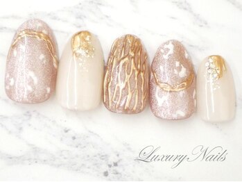 ラグジュアリーネイルズ アカバネ(Luxury Nails Akabane)/