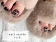 トゥーファイブ(nail studio to5.)の写真/【丁寧なケアが好評のフットネイル】リクライニングチェアでゆったりと施術＊足元のオシャレも忘れずに♪