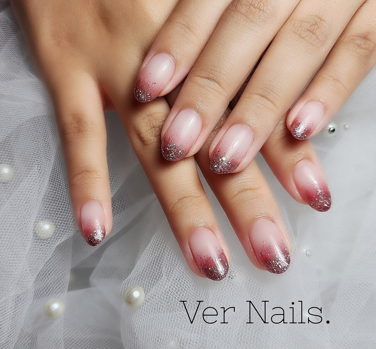 フラ始めるなら素敵パウありますused白×ピンク74cm フラダンス \u003e スカート \u003e パウ : AVIVARE（アビバーレ）