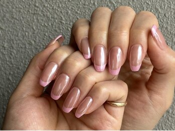 ベル(Belle)の写真/ちゅるんとマグネット・ニュアンス・オフィスネイルなどご希望に合わせた施術◎オーロラ×フレンチネイルも