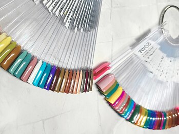 約200色のカラーをご用意☆