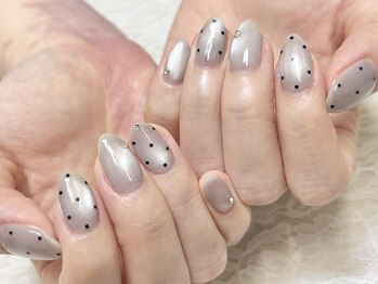 メリーナ 新宿(Melina)の写真/シンプル&大人上品なオフィスネイルが人気☆《夜まで営業》お仕事帰りのOLさんのお洒落を叶えます♪