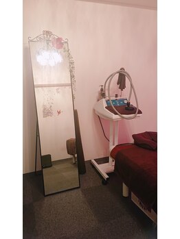 ニコルビー(Nicole Bee)/完全個室