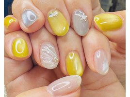 7月初夏の海貝殻ネイル