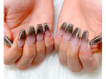 ルアナ(Luana.)/キラキラストーンフレンチ